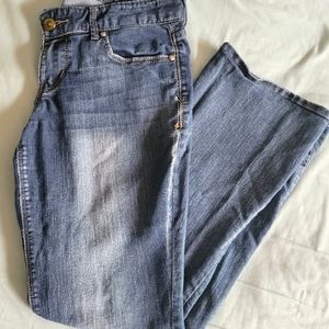 Express 8S Barely boot blue jeans
